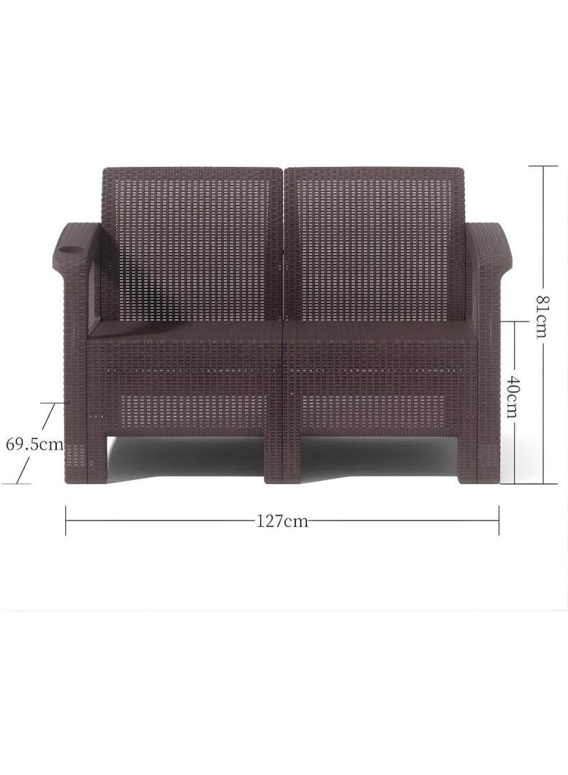 ماركولو طقم أريكة خارجية لـ 6 أشخاص - مقاعد من البلاستيك بلون بني داكن بتصميم يشبه الروطان، مع وسائد للمقاعد والظهر، وطاولتي قهوة، وحاملات أكواب مدمجة، أثاث مقاوم للعوامل الجوية مناسب للفناء والحديقة. - Image 3